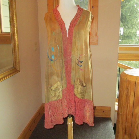 Blue Fish 1999 Straight Dress in Cricket with Long Steel Pony Painted Modal Vest - Picture 9 of 12
